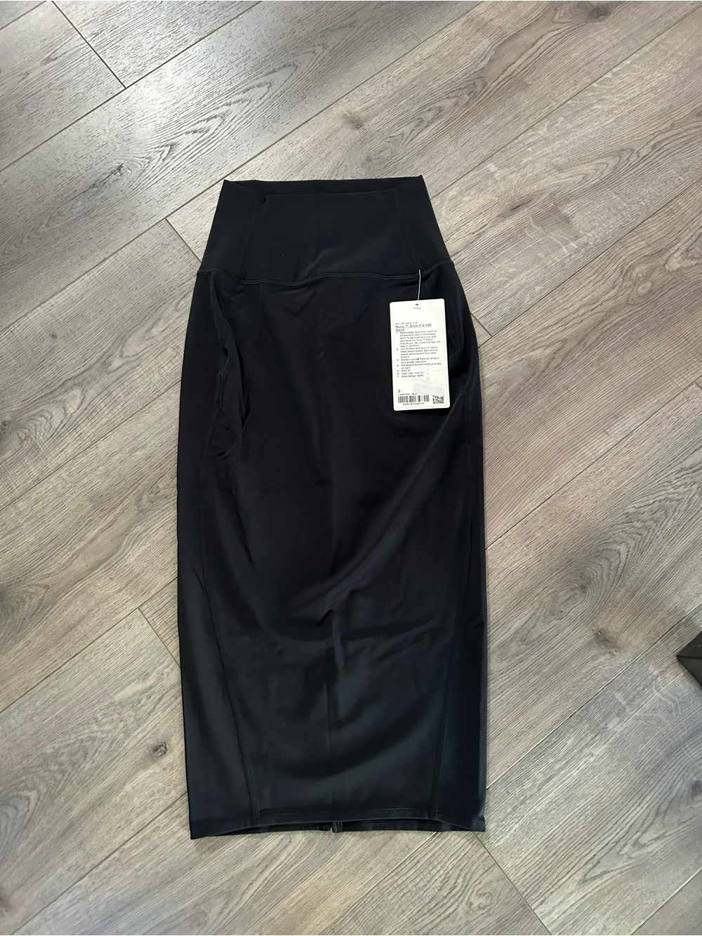 Lululemon Nulu Slim Fit Black High-Waist Pencil Skirt